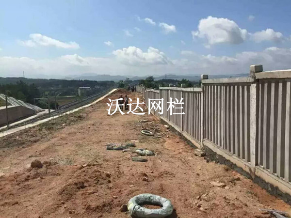 海寧贛鐵路客專刺絲滾籠項(xiàng)目工程圖片3