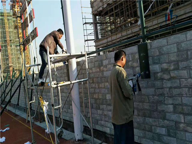 海寧安徽皖西當代運動場圍網(wǎng)工程圖片4